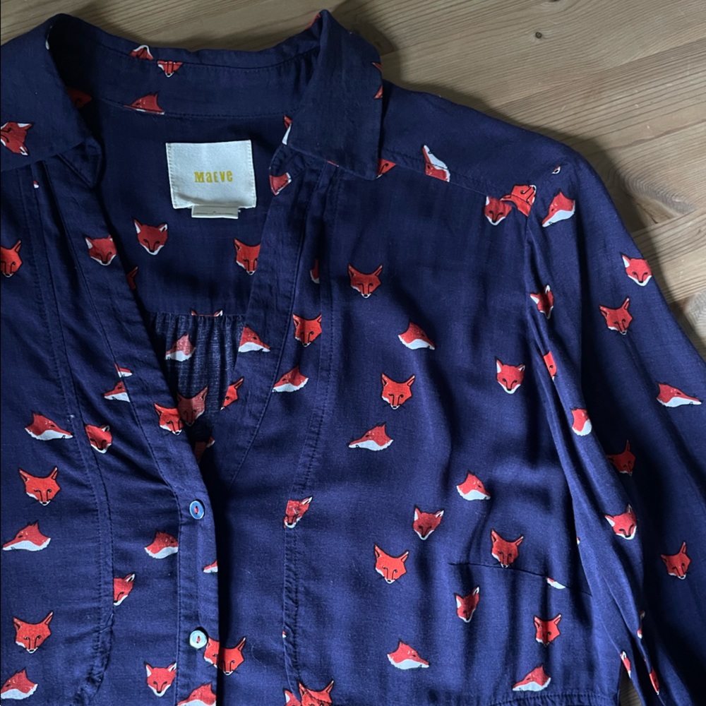 🦊 Foxy Button Down Blouse 🦊